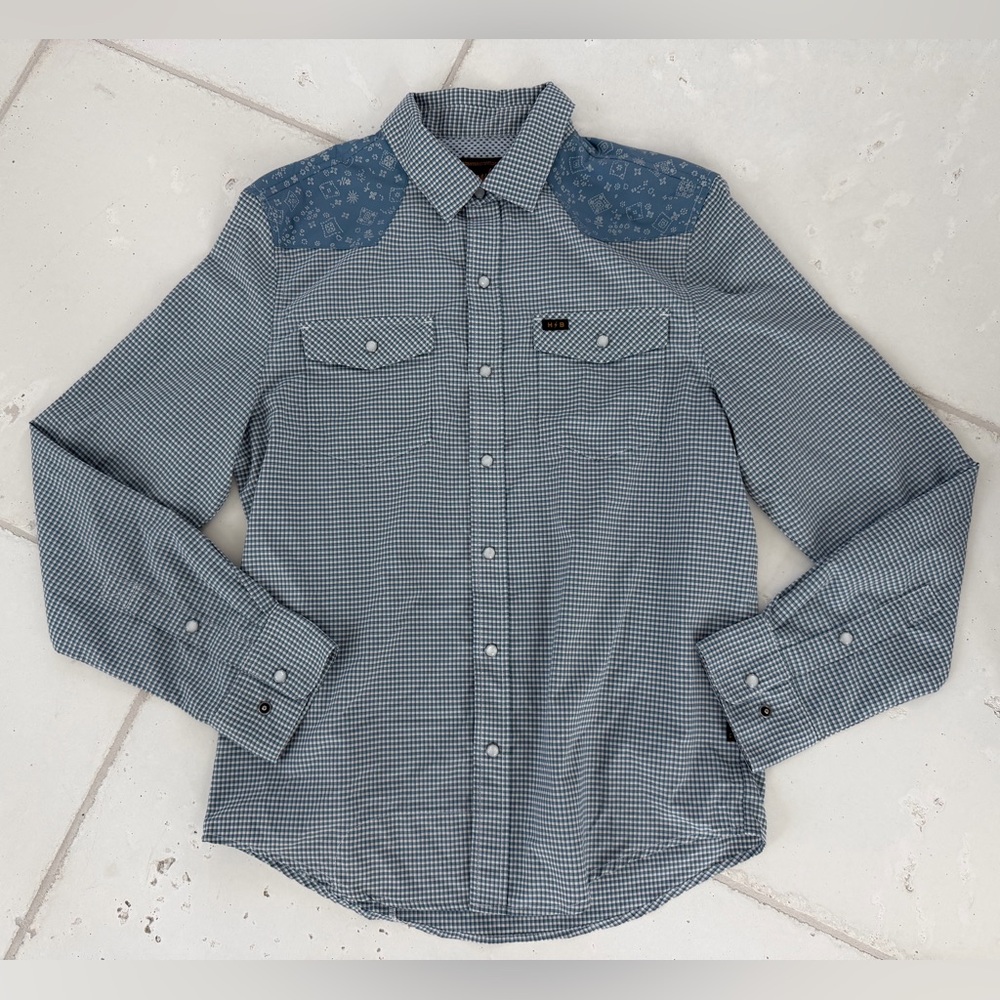 HOWLER BROTHERS TECH LONGSLEEVE - WILD RAG IN BLUE MIRAGE